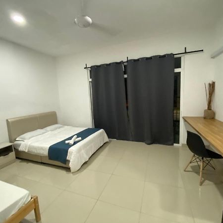 Desaru Happy Guest House D Kültér fotó