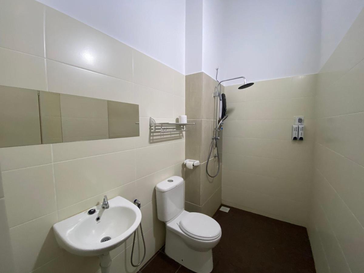 Desaru Happy Guest House D Kültér fotó