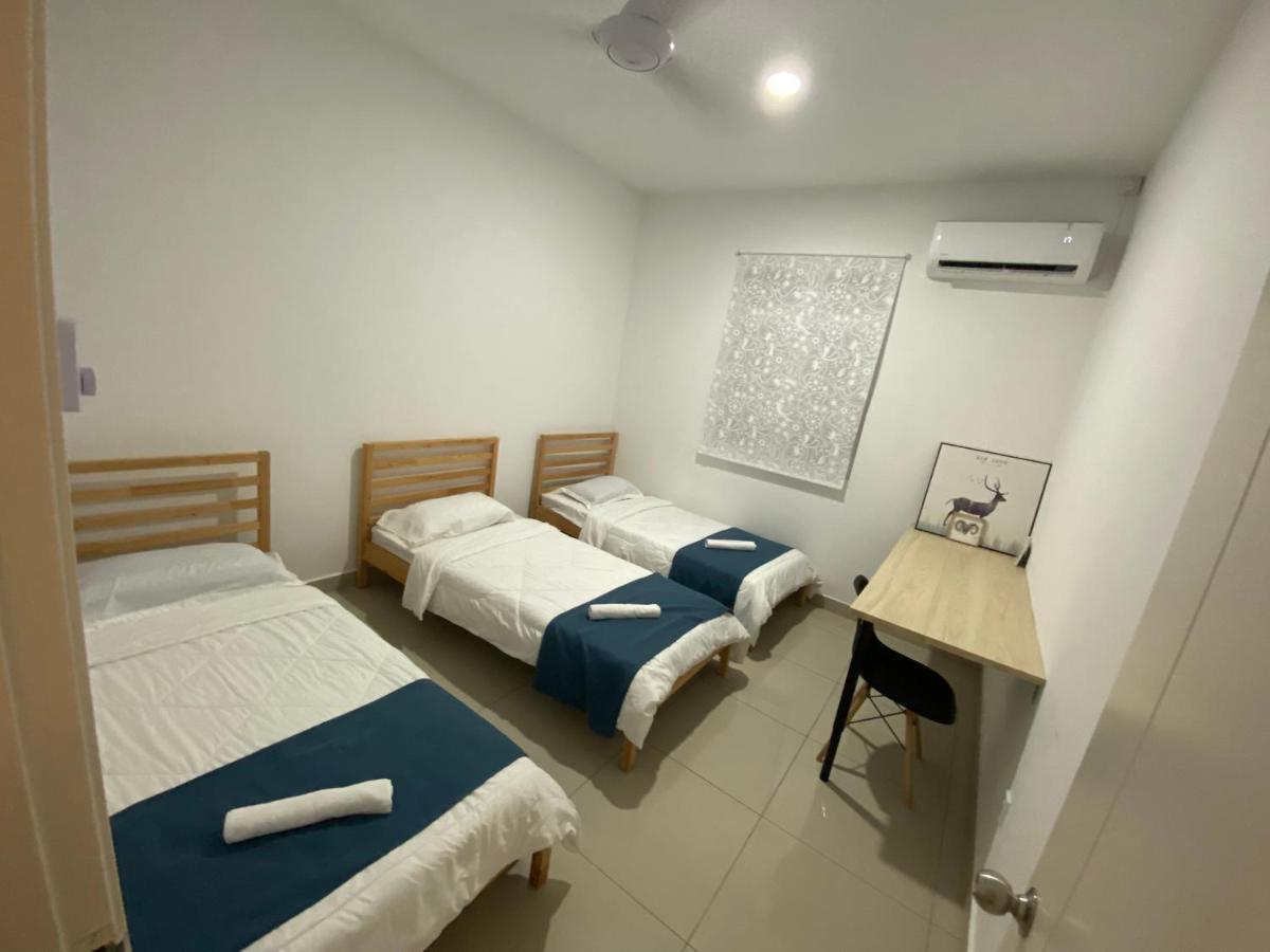 Desaru Happy Guest House D Kültér fotó